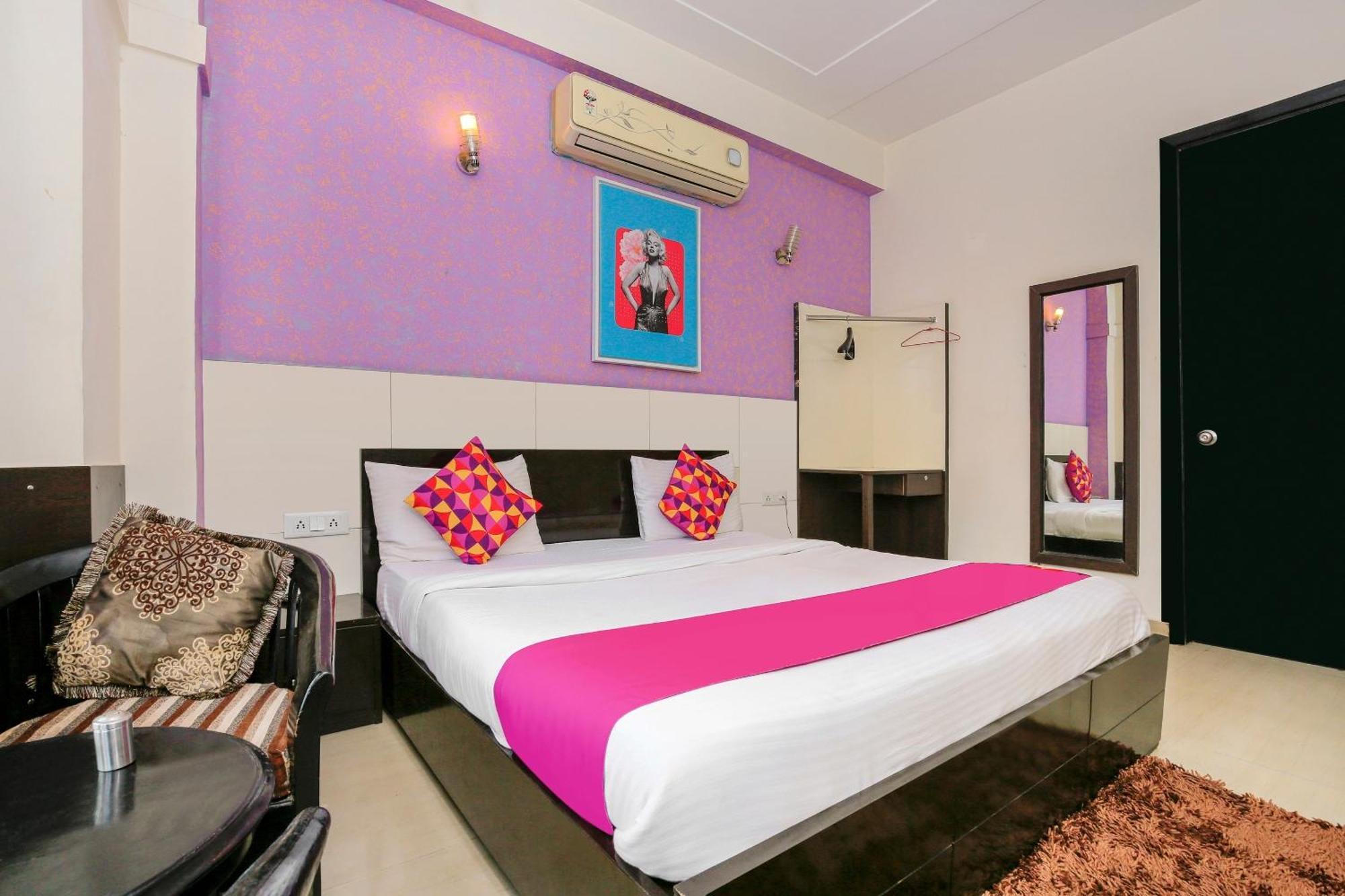 Hotel O Golf Stays Near Aravali Biodiversity Park Gurgaon Esterno foto
