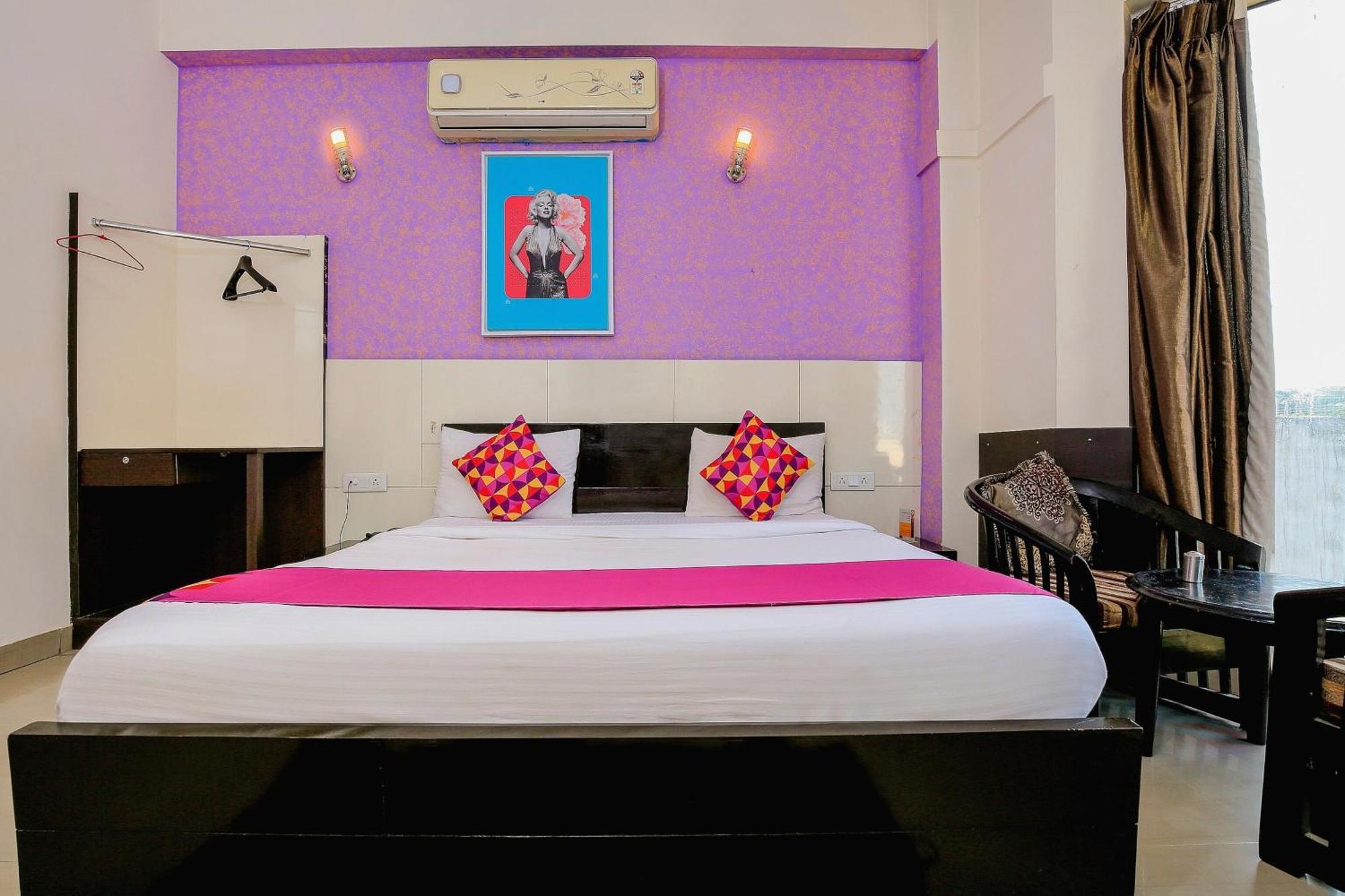 Hotel O Golf Stays Near Aravali Biodiversity Park Gurgaon Esterno foto