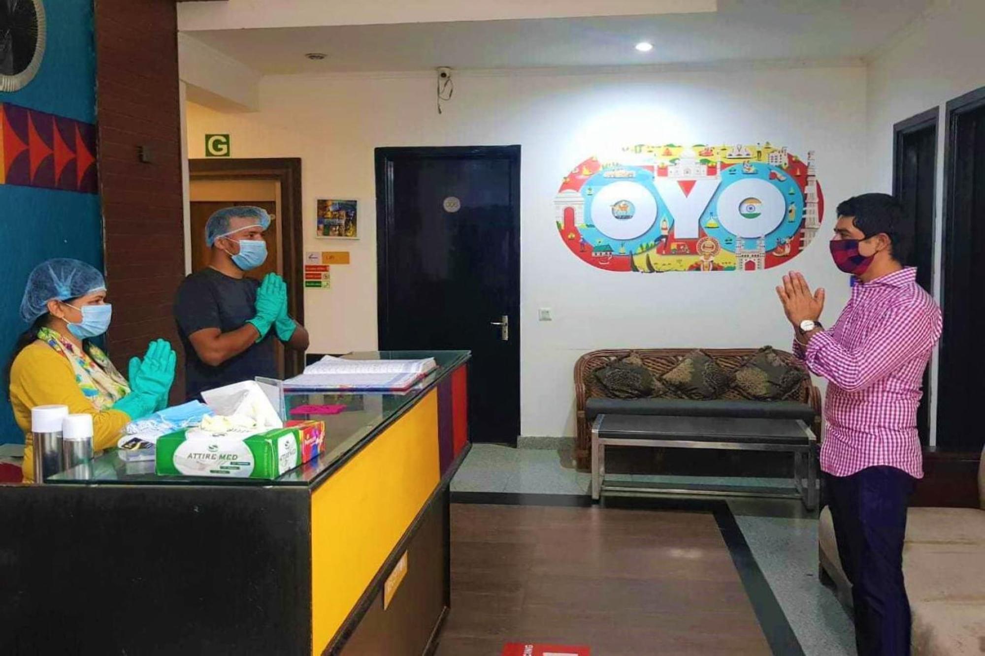 Hotel O Golf Stays Near Aravali Biodiversity Park Gurgaon Esterno foto
