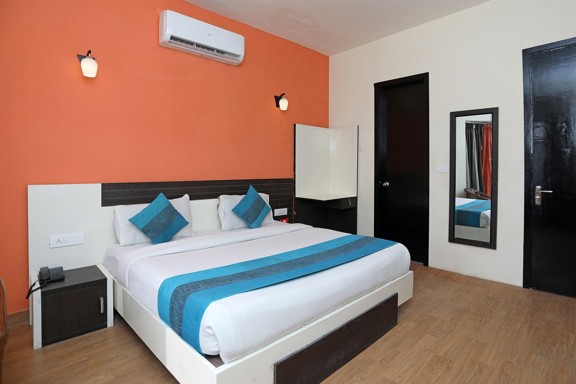 Hotel O Golf Stays Near Aravali Biodiversity Park Gurgaon Esterno foto