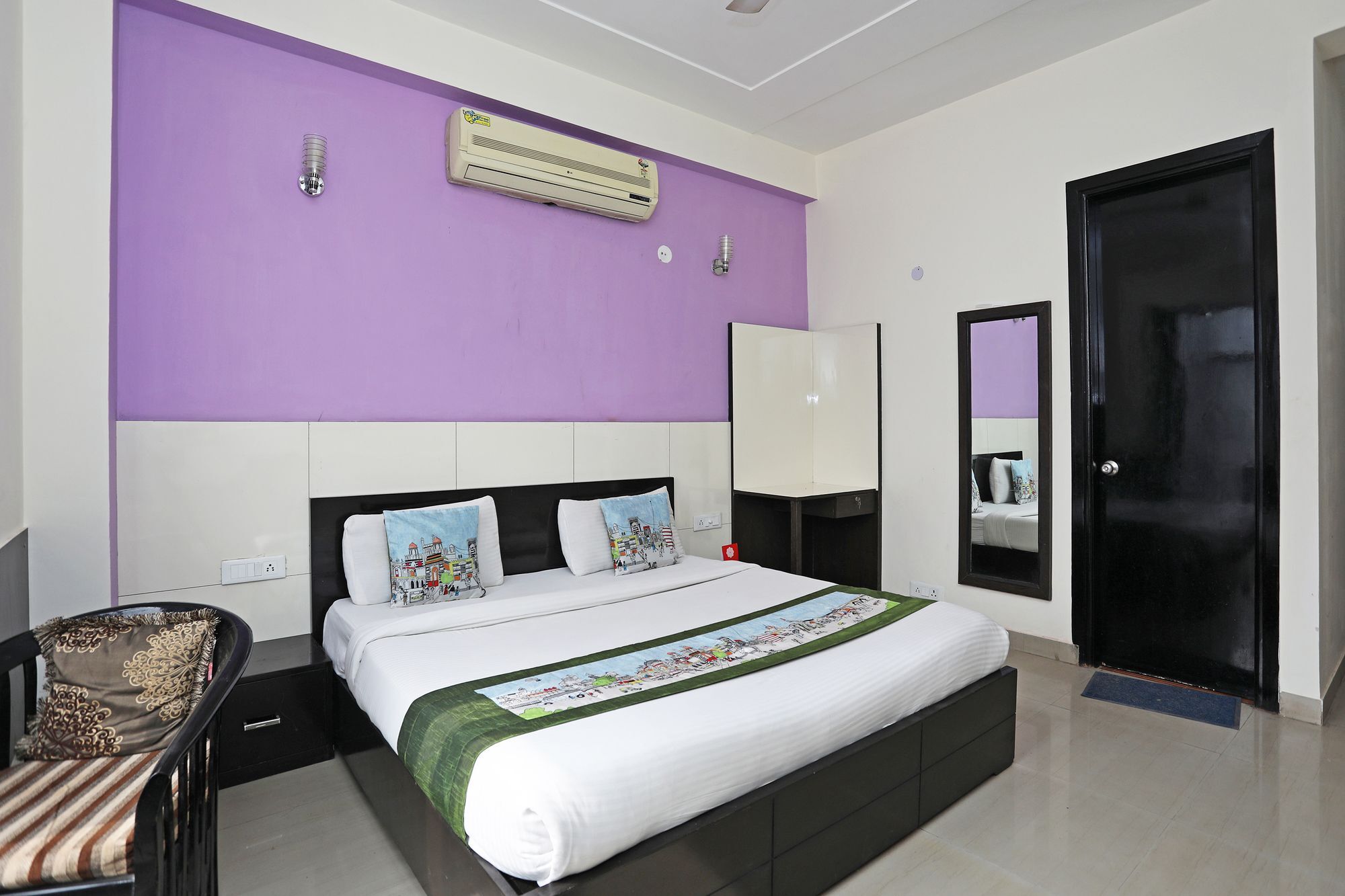 Hotel O Golf Stays Near Aravali Biodiversity Park Gurgaon Esterno foto