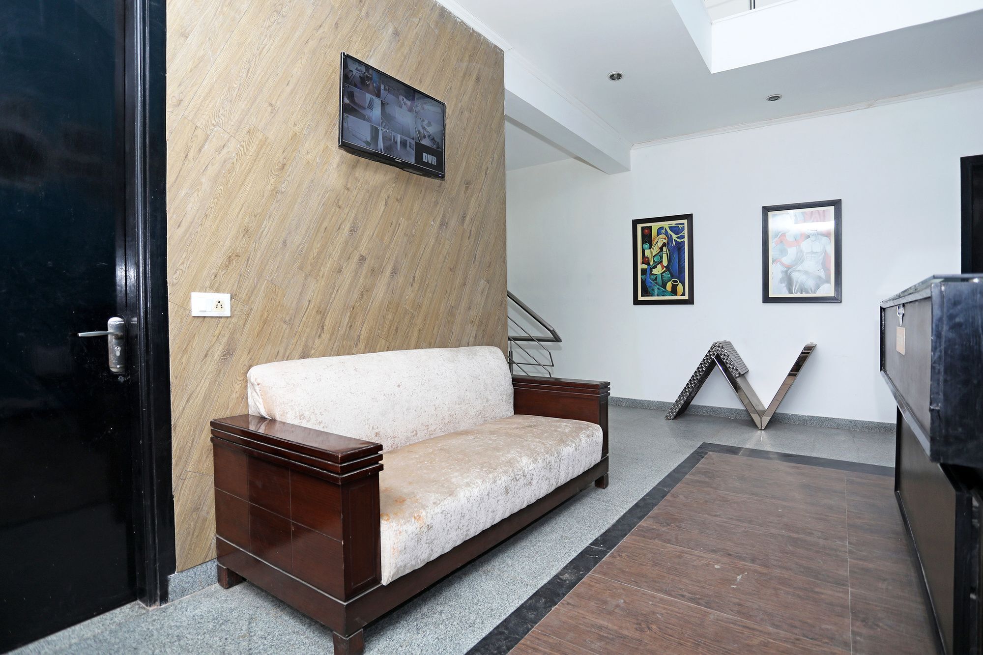Hotel O Golf Stays Near Aravali Biodiversity Park Gurgaon Esterno foto